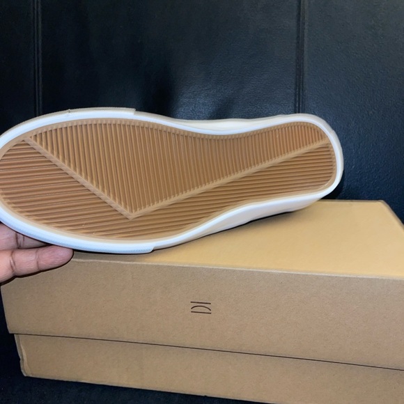 Clear Weather Dodd Unisex Slip on Sneakers Size 9 Men 10.5 Women NIB main image 11